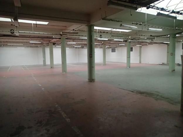 Pronájem skladu, Jablonec nad Nisou, Palackého, 1000 m2