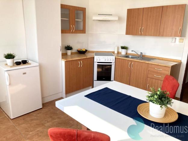 Pronájem bytu 2+kk, České Budějovice, Staroměstská, 43 m2