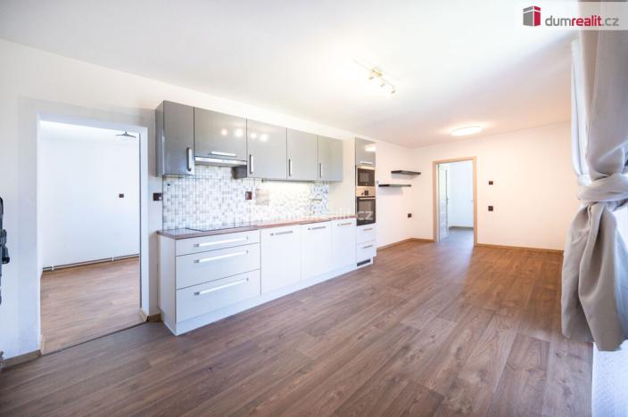 Prodej bytu 3+1, Benešov nad Černou - Ličov, 62 m2