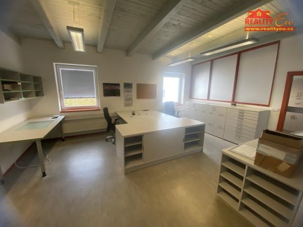 Prodej výrobních prostor, Nové Město nad Metují, Náchodská, 1944 m2