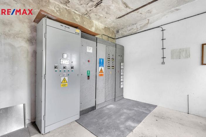 Prodej skladu, Bílá Třemešná, 1400 m2