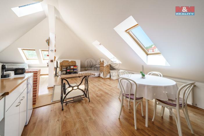 Prodej bytu 1+kk, Karlovy Vary, Moravská, 58 m2