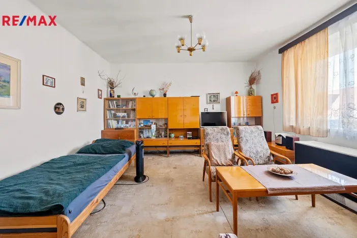 Prodej činžovního domu, Lázně Bohdaneč, Pernštýnská, 327 m2