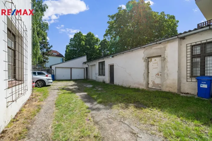 Prodej činžovního domu, Lázně Bohdaneč, Pernštýnská, 327 m2