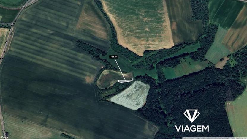 Prodej podílu pole, Nebužely, 568 m2