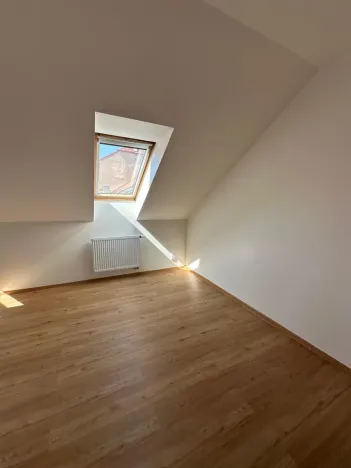 Pronájem bytu 2+kk, Praha - Smíchov, Grafická, 73 m2