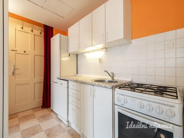 Pronájem bytu 2+1, Praha - Vršovice, Vršovická, 49 m2