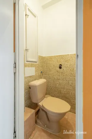 Pronájem bytu 2+1, Praha - Vršovice, Vršovická, 49 m2