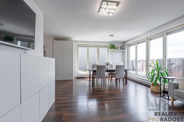 Prodej bytu 3+kk, Praha, Ingrišova, 90 m2