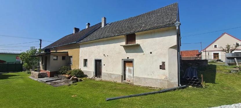 Prodej rodinného domu, Nezamyslice, 300 m2
