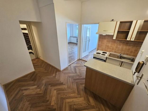 Pronájem bytu 2+1, Praha - Vinohrady, Řipská, 45 m2