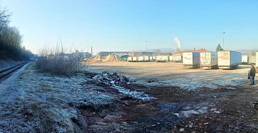 Pronájem komerčního pozemku, Králův Dvůr, Tovární, 1000 m2