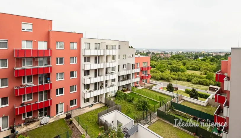 Pronájem bytu 1+kk, Praha, Farkašova, 32 m2