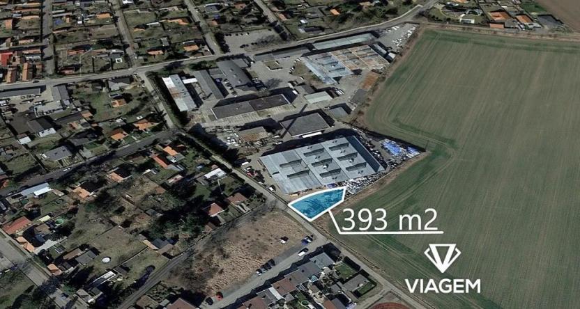 Prodej komerčního pozemku, Lužec nad Vltavou, 393 m2