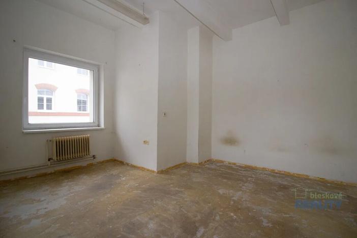 Pronájem výrobních prostor, Brandýs nad Labem-Stará Boleslav, 826 m2