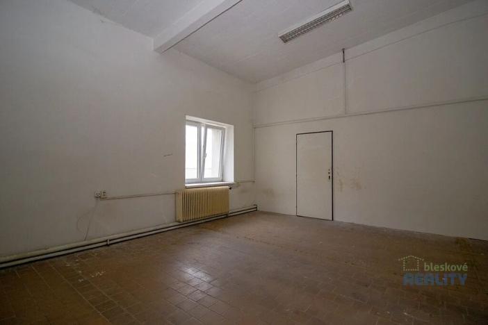 Pronájem skladu, Brandýs nad Labem-Stará Boleslav, 826 m2