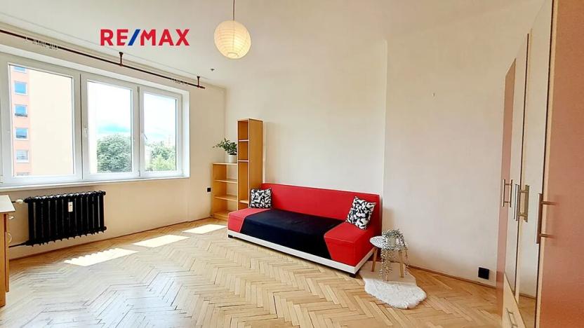 Pronájem bytu 2+kk, Praha - Žižkov, Hartigova, 36 m2