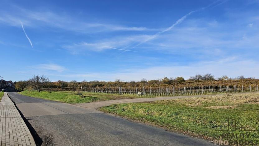 Prodej pozemku pro bydlení, Starý Poddvorov, 814 m2