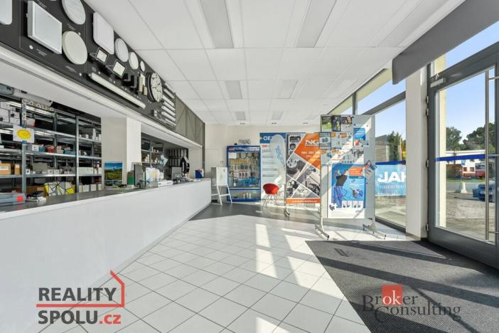 Pronájem obchodního prostoru, Hradec Králové - Slezské Předměstí, Bieblova, 480 m2