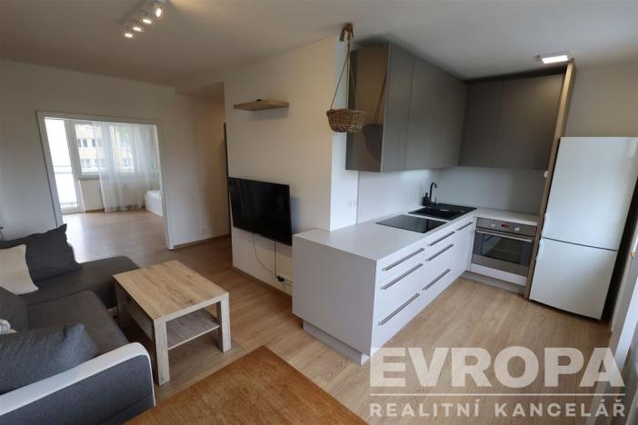 Pronájem bytu 2+kk, Praha - Záběhlice, Hrusická, 46 m2