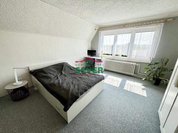 Prodej rodinného domu, Měcholupy, 200 m2