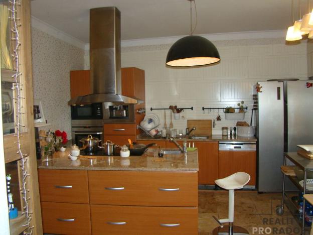 Prodej rodinného domu, Hořesedly, 219 m2