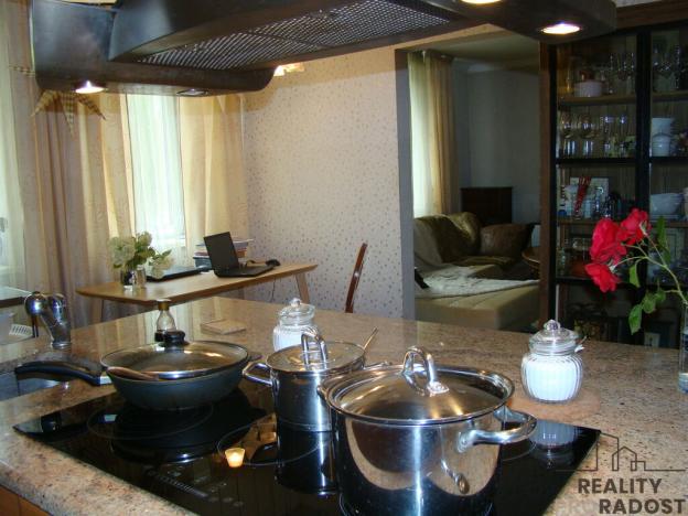 Prodej rodinného domu, Hořesedly, 219 m2