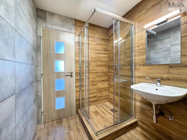 Pronájem bytu 3+1, Chomutov, Bezručova, 63 m2