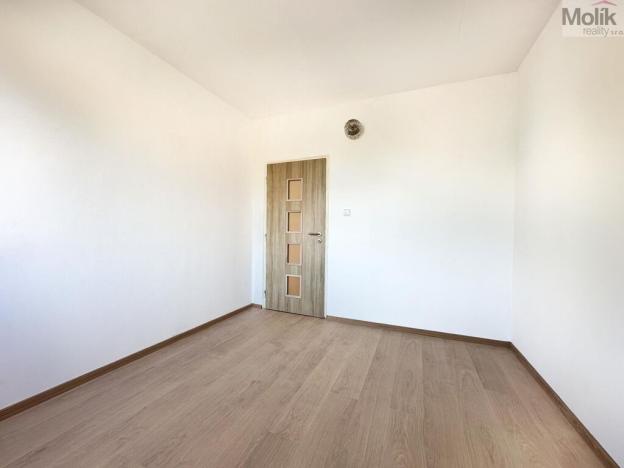 Pronájem bytu 3+1, Chomutov, Bezručova, 63 m2