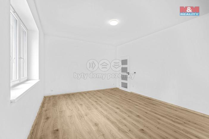 Prodej bytu 3+1, Hradec Králové - Kukleny, Pražská třída, 91 m2