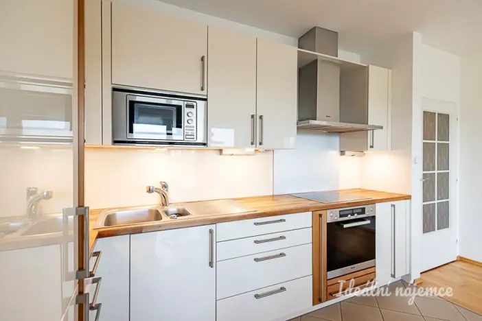 Pronájem bytu 3+kk, Praha - Záběhlice, Hyacintová, 85 m2