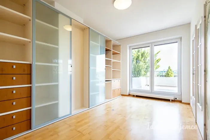 Pronájem bytu 3+kk, Praha - Záběhlice, Hyacintová, 85 m2