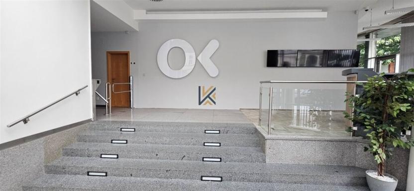 Pronájem obchodního prostoru, Praha - Žižkov, Hartigova, 600 m2