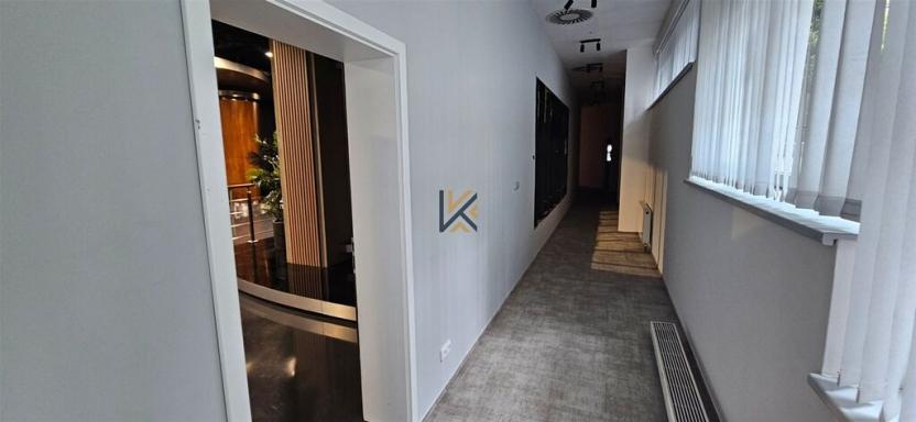 Pronájem obchodního prostoru, Praha - Žižkov, Hartigova, 600 m2