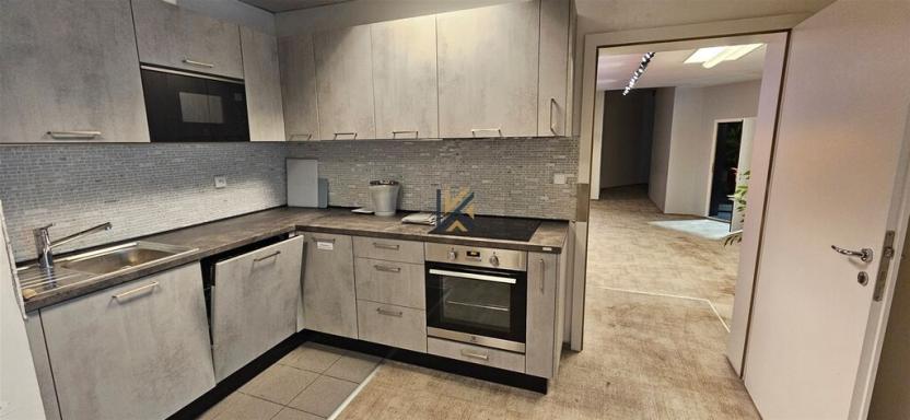 Pronájem obchodního prostoru, Praha - Žižkov, Hartigova, 600 m2