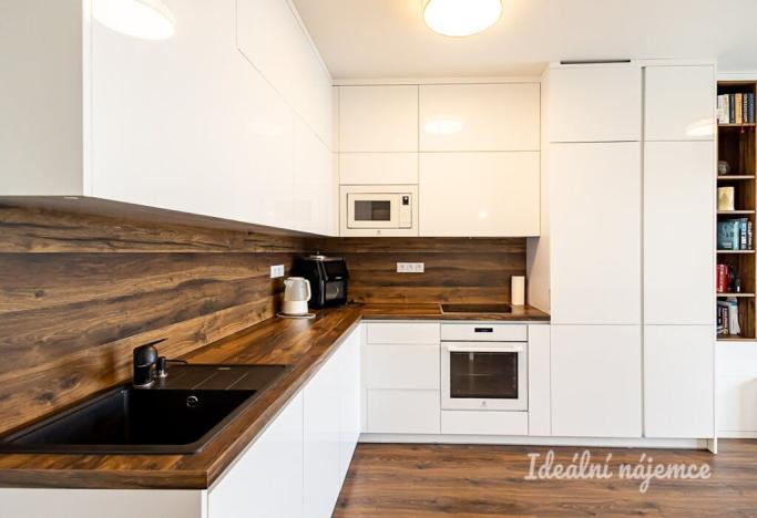 Pronájem bytu 2+kk, Praha - Hloubětín, Lehovecká, 50 m2