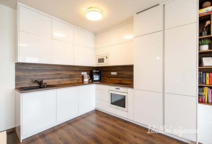 Pronájem bytu 2+kk, Praha - Hloubětín, Lehovecká, 50 m2