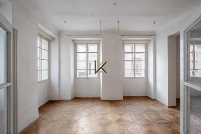 Pronájem obchodního prostoru, Praha - Staré Město, Husova, 56 m2