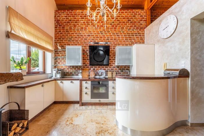 Prodej rodinného domu, Srubec, Zborovská, 308 m2