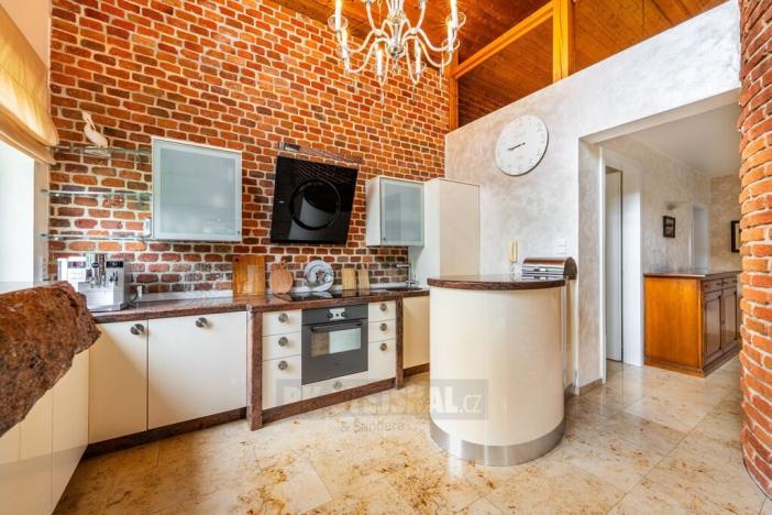 Prodej rodinného domu, Srubec, Zborovská, 308 m2