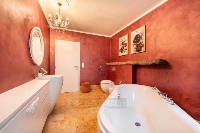 Prodej rodinného domu, Srubec, Zborovská, 308 m2