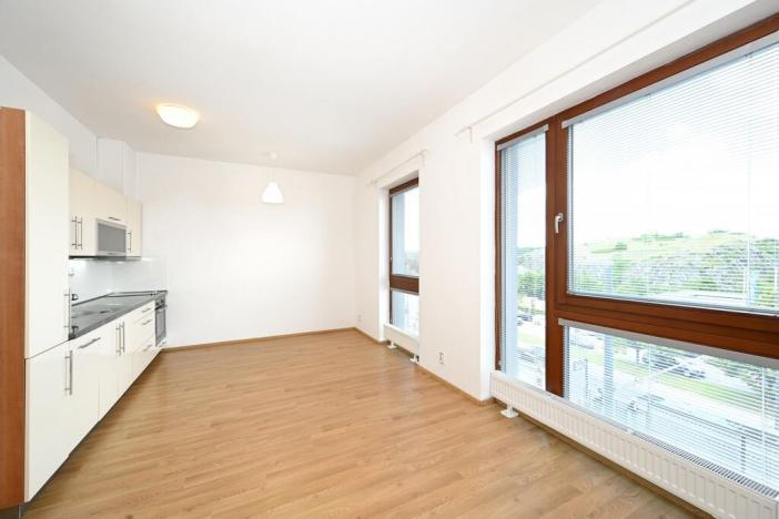 Pronájem kanceláře, Praha - Liboc, Evropská, 33 m2