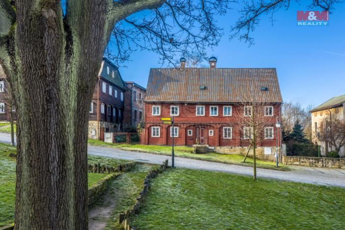 Prodej rodinného domu, Jiřetín pod Jedlovou, Náměstí Jiřího, 400 m2