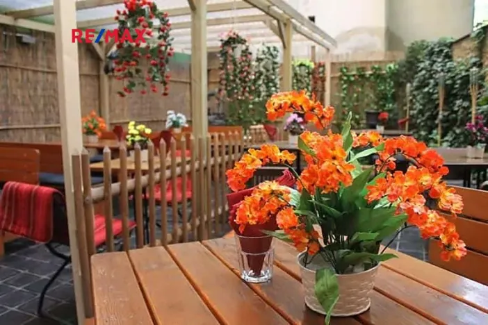 Pronájem obchodního prostoru, Praha - Vinohrady, Na Kozačce, 339 m2