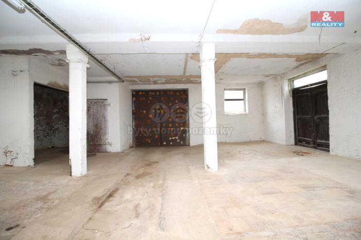 Pronájem skladu, Kratonohy, 3652 m2