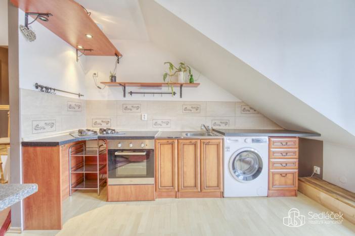 Prodej bytu 3+1, Plzeň - Jižní Předměstí, Antonína Uxy, 105 m2