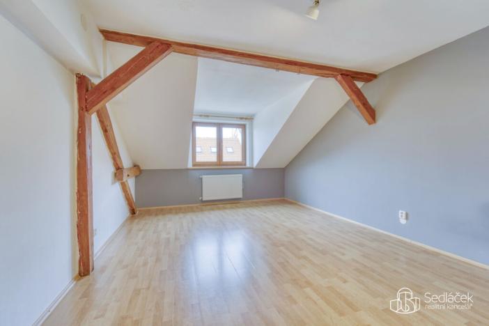 Prodej bytu 3+1, Plzeň - Jižní Předměstí, Antonína Uxy, 105 m2