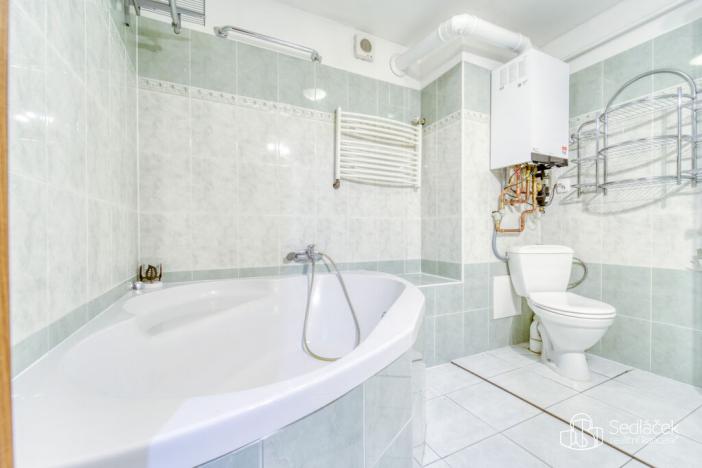 Prodej bytu 3+1, Plzeň - Jižní Předměstí, Antonína Uxy, 105 m2