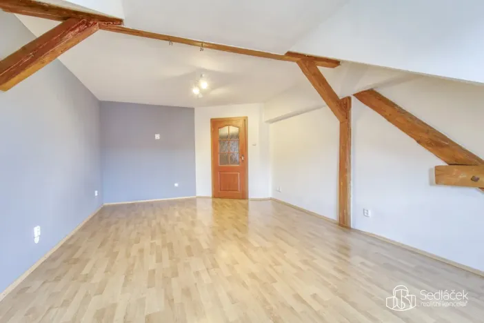 Prodej bytu 3+1, Plzeň - Jižní Předměstí, Antonína Uxy, 105 m2