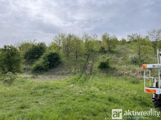 Prodej podílu 1/4 pozemku pro bydlení, Chýně, 1352 m2